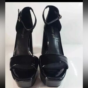 Madden Girl Omega Platform Heels Womens Size 7.5 Black Buckle Closure Party Pump